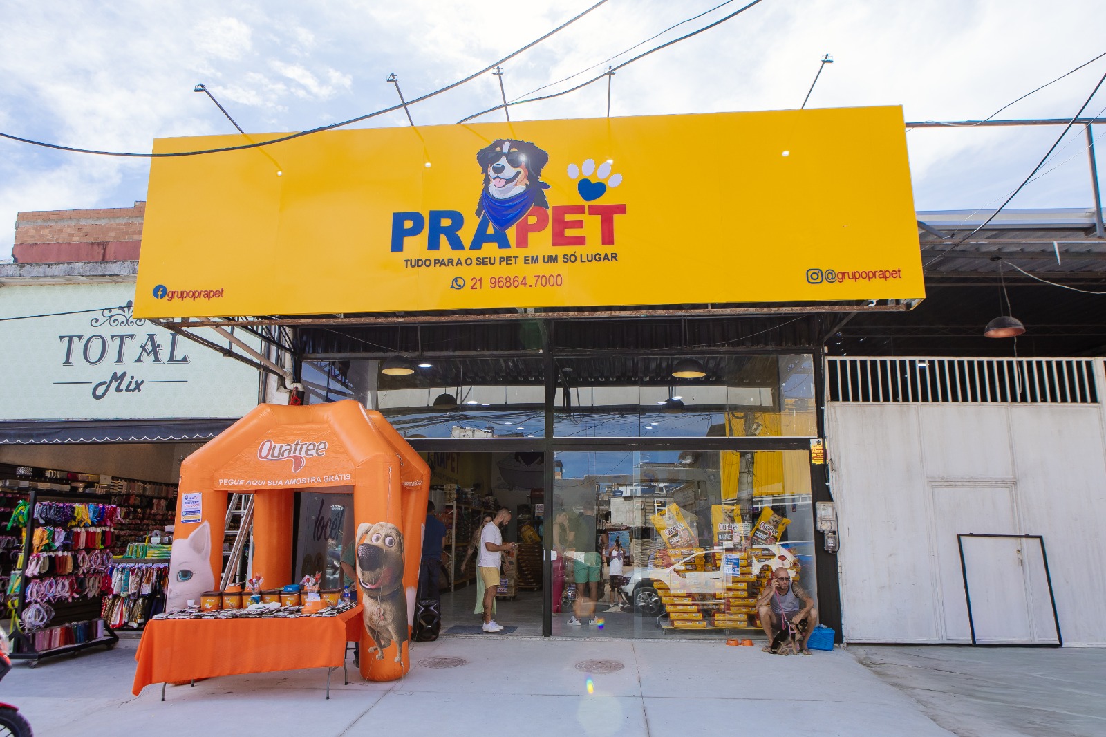 Fachada da loja PraPet